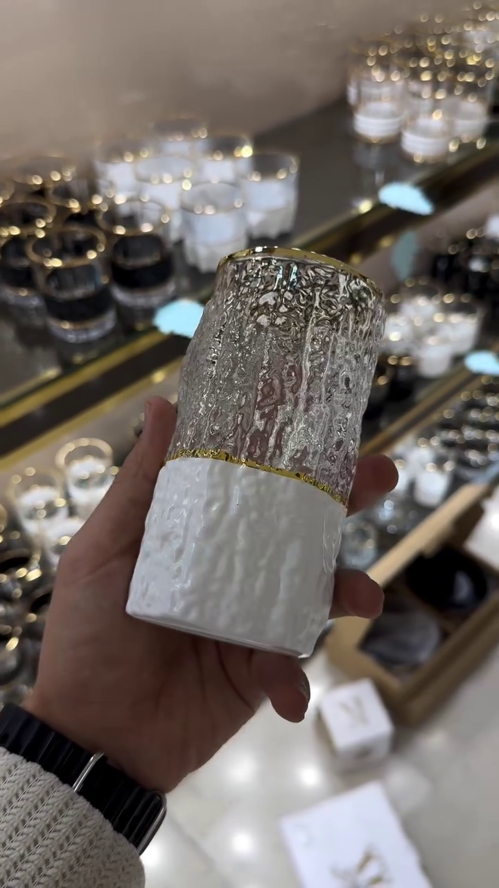 Aurora Luxe Gold-Rim Textured Glass Tumbler