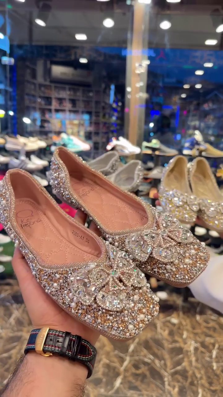 Crystal Bow Luxury Ballet Flats – Elegant Rhinestone Party Shoes